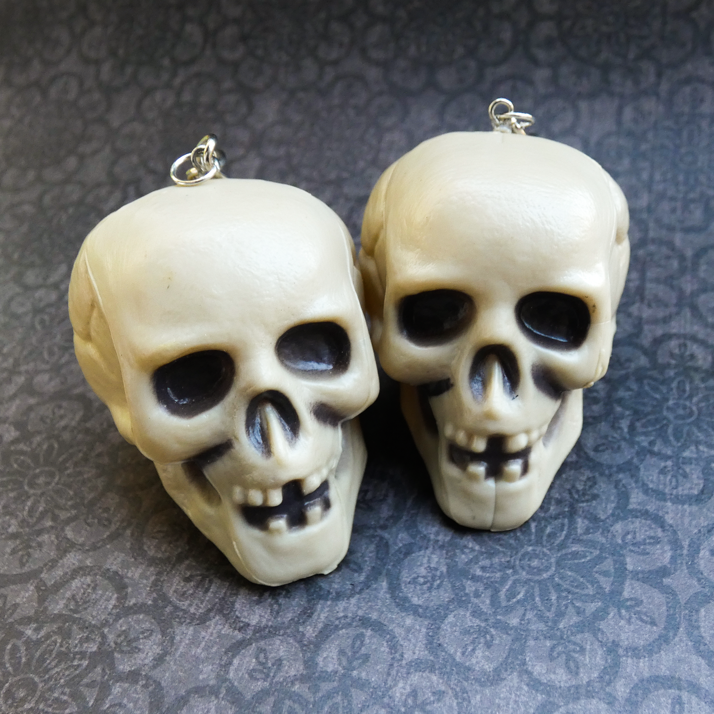 Realistic Skulls on Chain Earrings